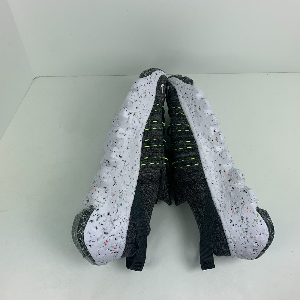 Nike Space Hippie 04 Black Volt White CZ6398-010 Size 9-11 100% Authentic - Picture 10 of 11